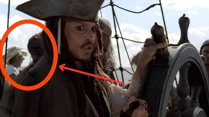Pausando Piratas do Caribe em 2h12m44s, tripulação de Jack Sparrow