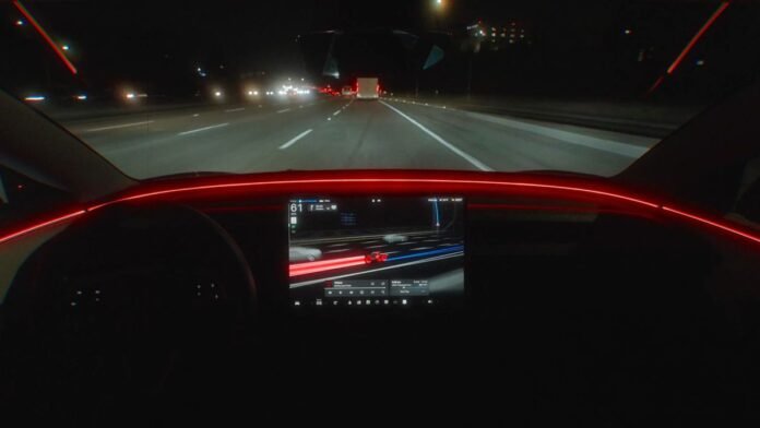 Filme Tron vira dor de cabeça para donos de Tesla