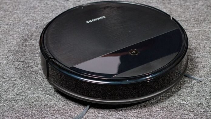 Robô da Samsung com desconto para aspirar e passar pano