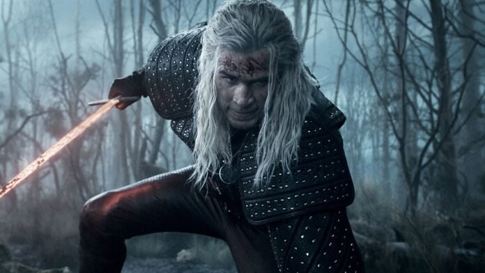 Showrunner de The Witcher responde críticas e comparações