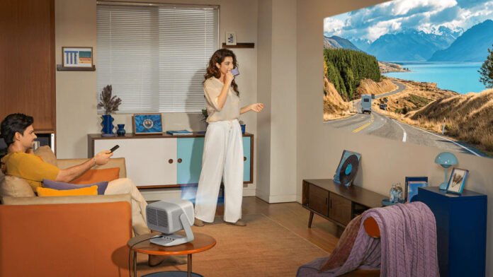 Google TV fica ótimo em 300 polegadas com projetor laser