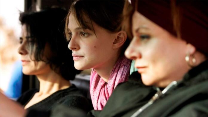 Natalie Portman pede desculpas por filme que ofendeu crenças