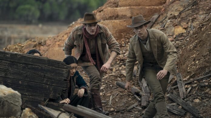 Prime Video mostra imagens de Young Sherlock com Hero Fiennes Tiffin Prime Video mostra imagens de Young Sherlock com Hero Fiennes Tiffin